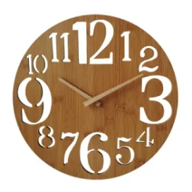 Moderne Designer-Wanduhr mit persönlicher Gravur für Wohnzimmer