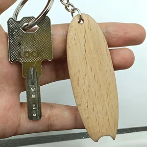Schlüsselanhänger Holz Sportmotiv