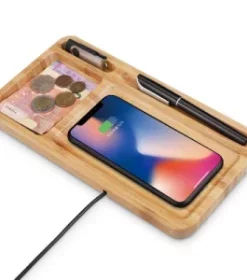 Graviertes Tablett mit Jahreszahl