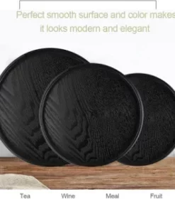 Frühstückstablett mit Namen und Herzen