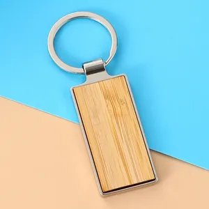 Schlüsselanhänger Holz personalisiert handgefertigt