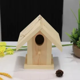 Individuelles Vogelhaus mit Gravur für Events mit Naturthema oder ländlichem Charme