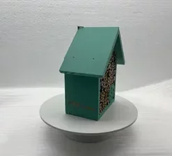 Design-Vogelhaus mit Logo oder Namensgravur für Firmengeschenke oder Werbeartikel