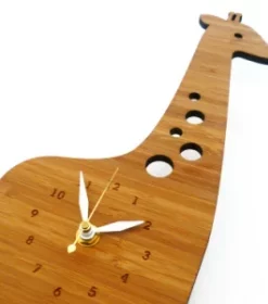 Individuelle Wanduhr mit Firmenlogo für Büros und Empfangsbereiche