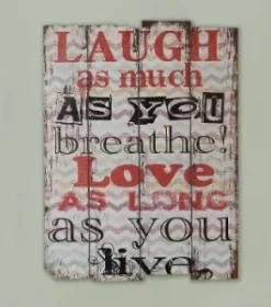 Holzschild mit Hochzeitsdatum graviert