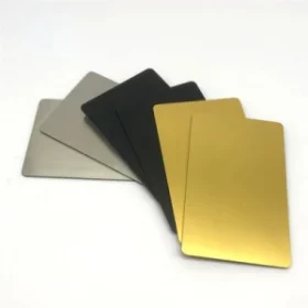 Karte aus Aluminium mit glatter Oberfläche