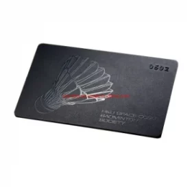 Geschenkkarte aus Metall mit dekorativer Gravur