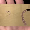 Businesskarte mit graviertem Namen und Firma