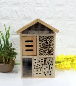 Kreatives Bastelset mit Gravur zum Selbstgestalten eines einzigartigen Vogelhauses