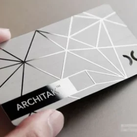 Elegante Aluminiumkarte mit Wunschlogo