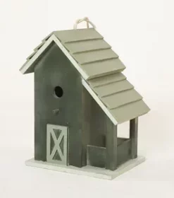 Festliches Vogelhaus mit Weihnachtsgravur als besondere Dekoration für Wintergärten