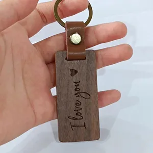 Schlüsselanhänger mit Datum Holz