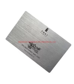 Personalisierte Clubkarte aus silbernem Metall