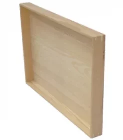 Rundes Tablett aus Holz graviert