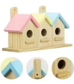 Einladendes Vogelhaus mit „Willkommen“-Gravur ideal für Empfangsbereiche im Freien