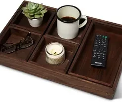 Handgemachtes Tablett mit Gravur und Mustern