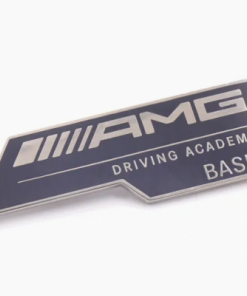 Modernes Acryl-Namensschild mit klarer Typografie und hochwertiger Verarbeitung für lange Haltbarkeit