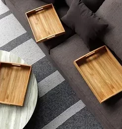 Graviertes Tablett für den Sektempfang