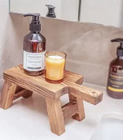 Massivholztablett mit Firmenlogo