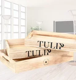 Servierhilfe aus Holz mit Gravur