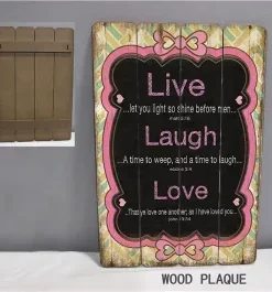 Graviertes Firmenschild aus Holz