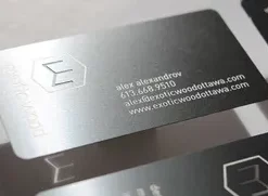 Eloxierte Einladungskarte mit Gravurlogo