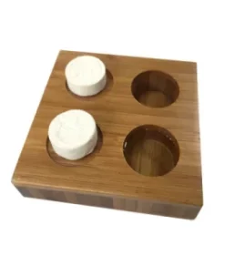 Bedrucktes Tablett mit Holzgravur kombiniert