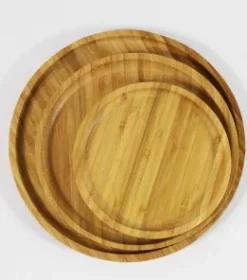 Handgemachtes Tablett mit Gravur und Mustern