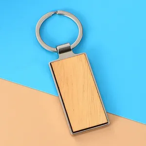 Schlüsselanhänger Holz mit Koordinaten