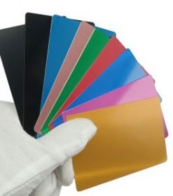 Metallkarte mit individuellen Abmessungen