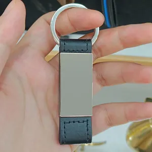 Individueller Leder-Schlüsselanhänger in Braun als Werbegeschenk