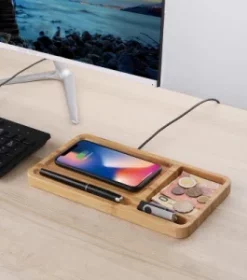 Pizzatablett aus Holz mit Gravur