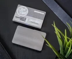 Einladung mit Firmenlogo in Lasertechnik