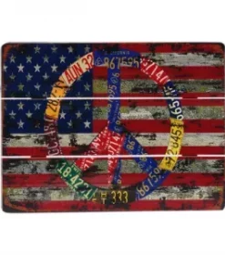 Schild aus Altholz mit persönlicher Gravur