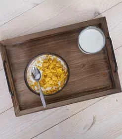 Regionentablett mit Landkartenmotiv graviert