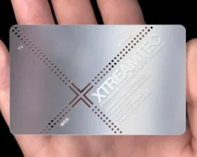 VIP-Metallkarte mit strukturierter Oberfläche