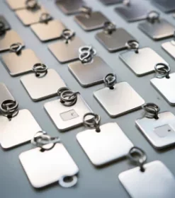 Leerer Edelstahl-Schlüsselanhänger modern