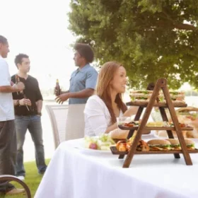 Holztablett mit Tiergravur für Haustierfreunde
