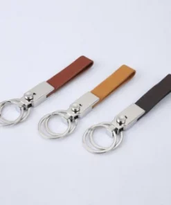 Moderner Schlüsselanhänger aus Leder mit Datum für Muttertag