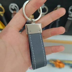 Personalisierter Lederanhänger in Handarbeit gefertigt für Jubiläum