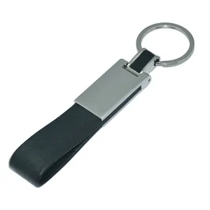 Schöner Schlüsselanhänger aus Leder in Herzform für Weihnachten