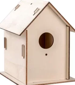Professionelles Vogelhaus mit Firmenlogo und Claim als Kundengeschenk im Grünen