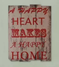 Rustikales Willkommensschild mit Schnitzerei