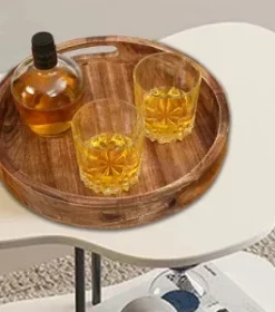 Nachhaltiges Tablett mit Umweltmotiv graviert