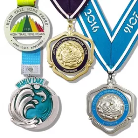 Silberne Medaille mit personalisiertem Text