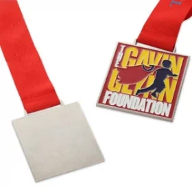 Trophäenmedaille mit Goldband