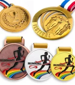 Bunte Abschlussmedaille für Kinder