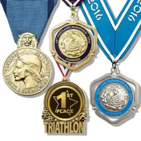 Siegermedaille mit Randschrift