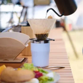 Keramikbecher mit Gravur – Dekorative Geschenkidee für Zuhause