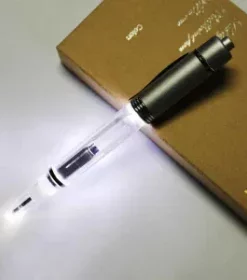 Werbemittel Kugelschreiber personalisieren – Lasergravierte Firmenstifte